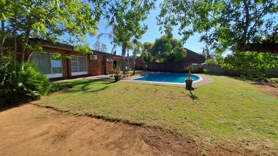 3 Bedroom Property for Sale in Heuwelsig Free State